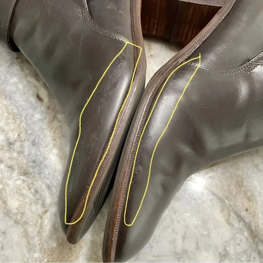 Salvatore Ferragamo Brown Leather Ankle Heeled Boots Size 6B Gold Buckle Detail